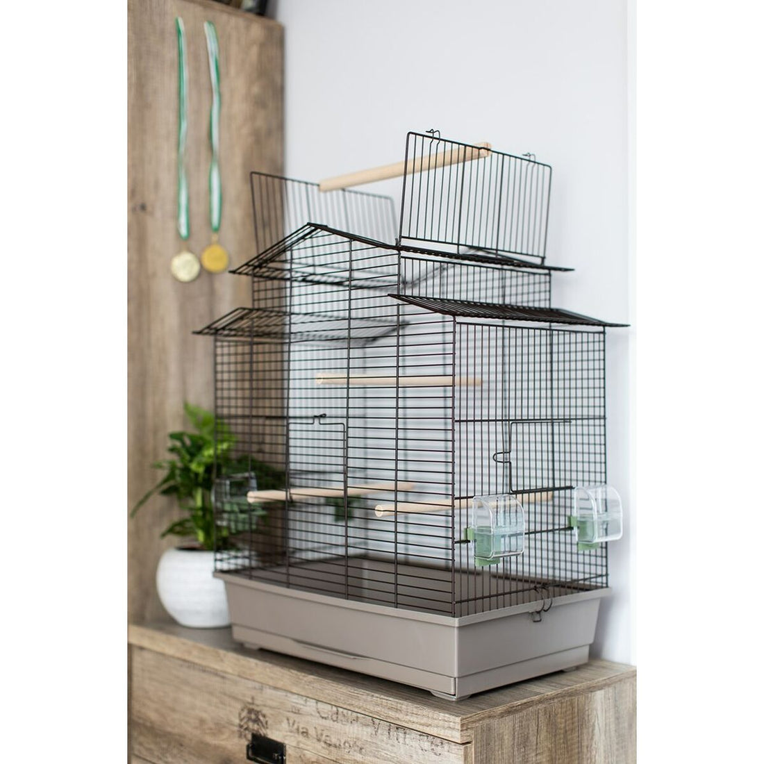 V5H0696F98CED51D203847FF560B6176664R6413510P1